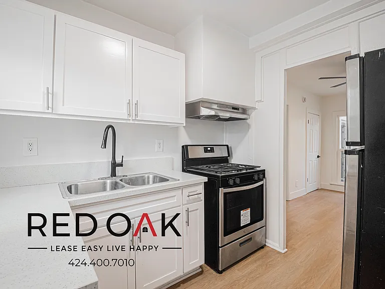 1267 1/2 N Normandie Ave #1267-1/2 — Photo 7