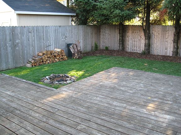 5th image of 2020 NE 179th Pl
