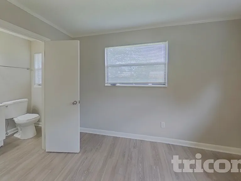 2703 Arlex Dr E — Photo 10