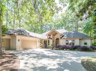16 Sugar Mill Dr, Bluffton, SC 29909