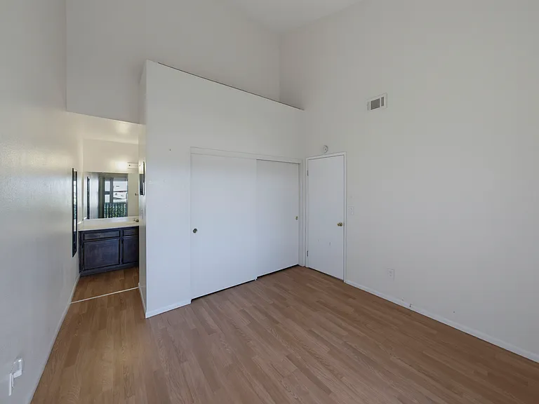21421 Juan Ave #6 — Photo 12