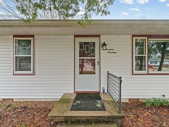 4th image of 1419 Cambridge Dr