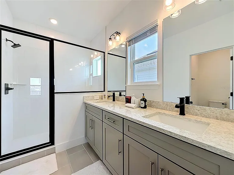 13568 Autumn Harvest Ave — Photo 27