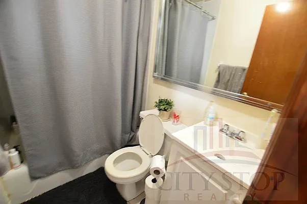 Rented by City Stop Realty | media 1