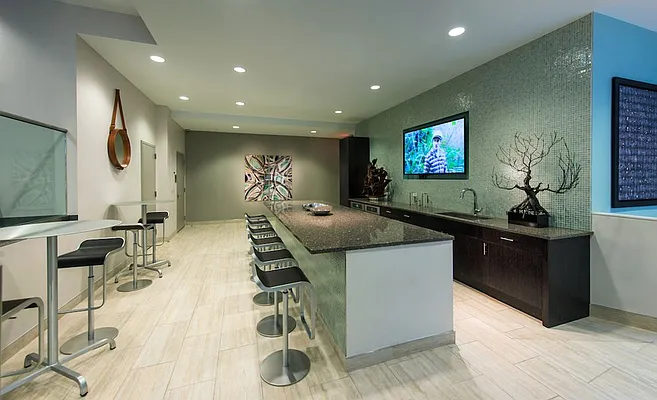 Rented by UDR | media 17