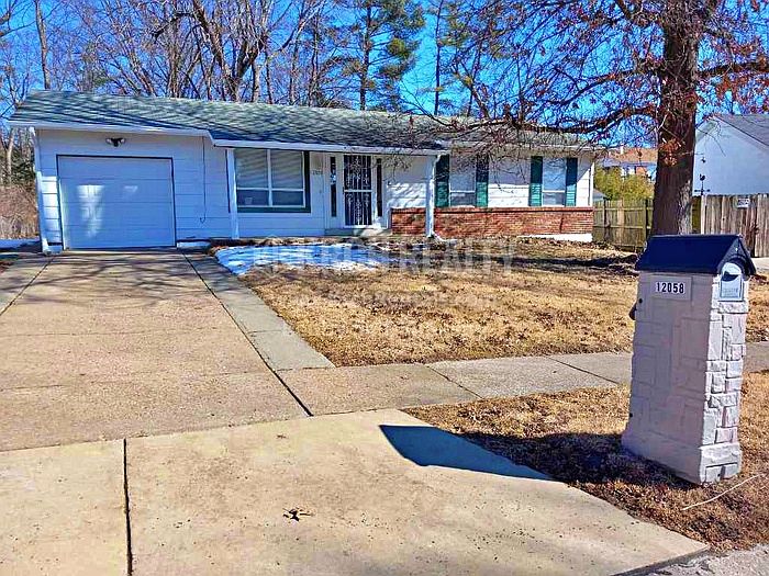 1st image of 12058 La Padera Ln