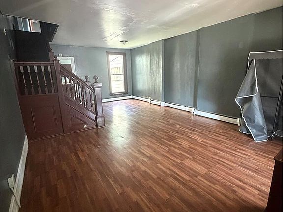 3rd image of 111 S 9th St