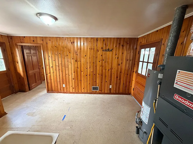 1002 W Alden Ave — Photo 31