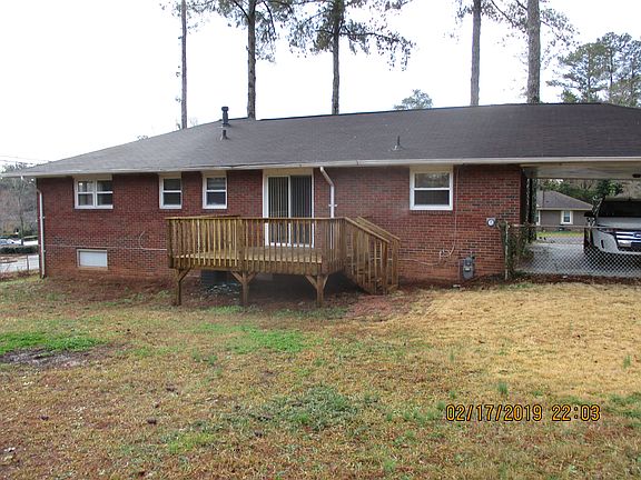 3rd image of 2381 Clearwater Dr SE