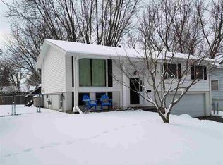 3005 Stanford Ave, Iowa City, IA 52245