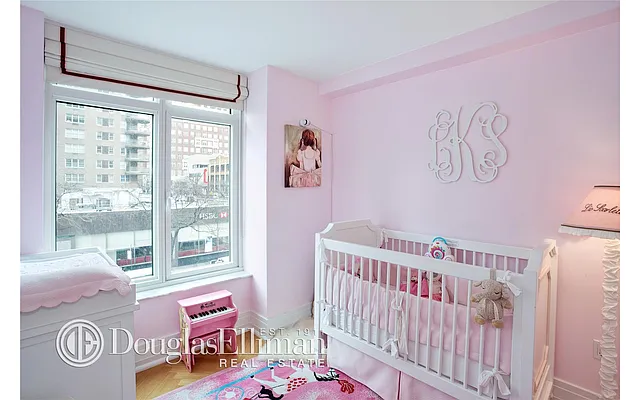 Rented by Douglas Elliman | media 17