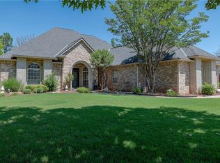 12528 Crick Hollow Ct, Oklahoma City, OK 73170