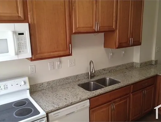 3 bed, 1224 sqft, $1,500 — Photo 4