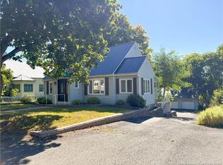 161 Union St, Woodstock, NB E7M2W6