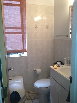 Rented by Kings Court Real Estate | media 51