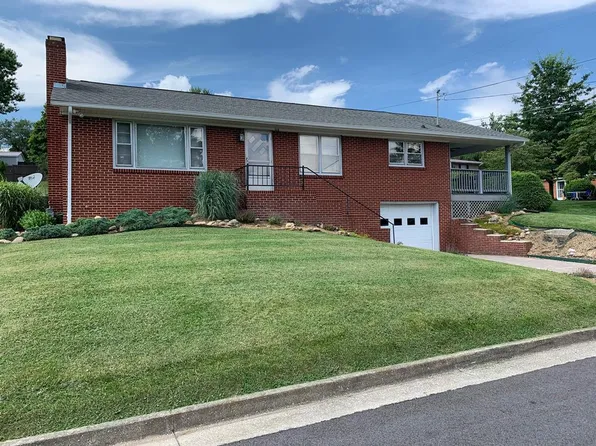 115 Hemlock St, Marion, VA 24354