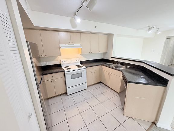 5th image of 4151 San Marino Blvd APT 208