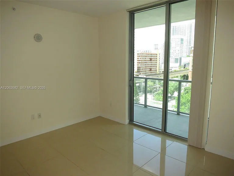 1111 SW 1st Ave #1024 — Photo 10