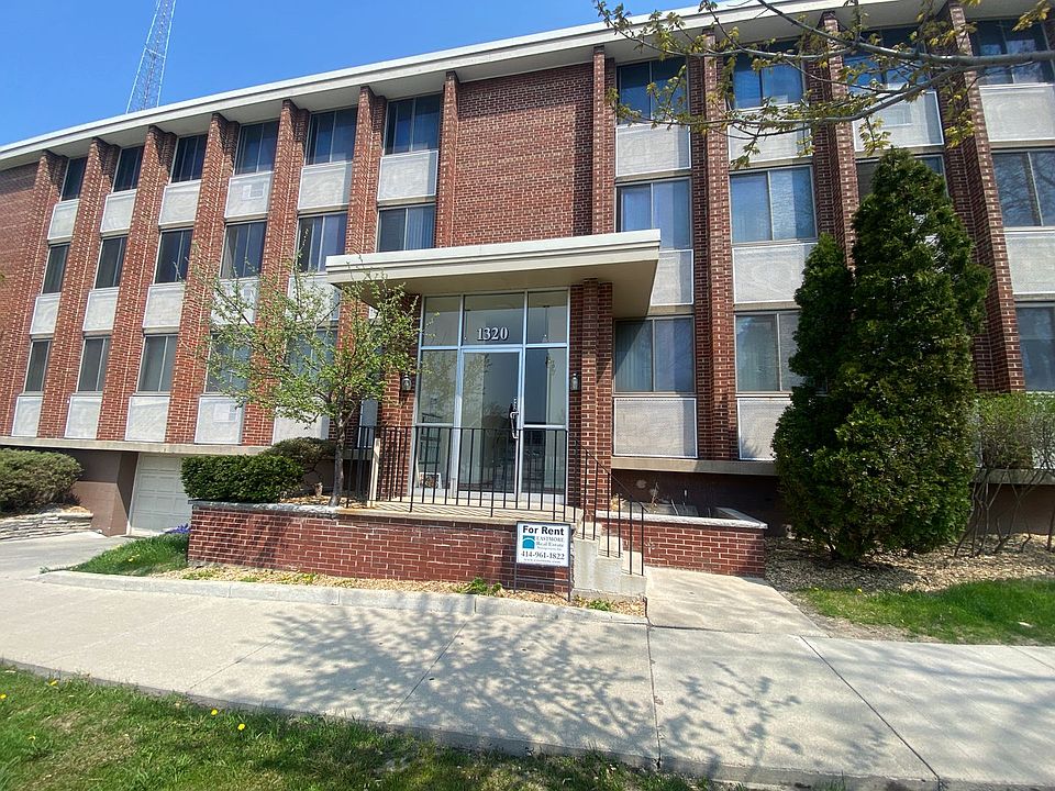 1st image of 1320 E Capitol Dr #102