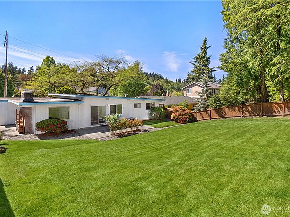 3rd image of 3772 78th Avenue SE