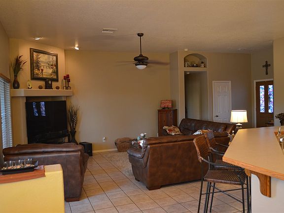 3rd image of 10726 E 39th Pl