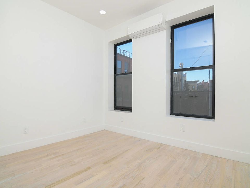 2nd image of 18-11 Linden St #2L