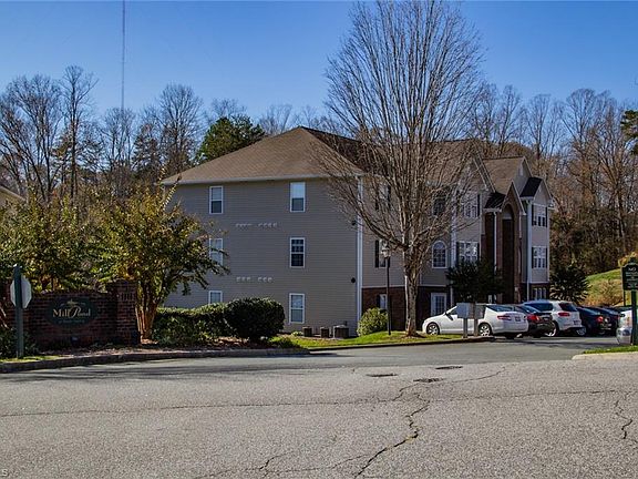 3rd image of 532 Mill Pond Dr