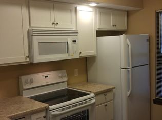 805 Irvine Rd, Champaign, IL 61822