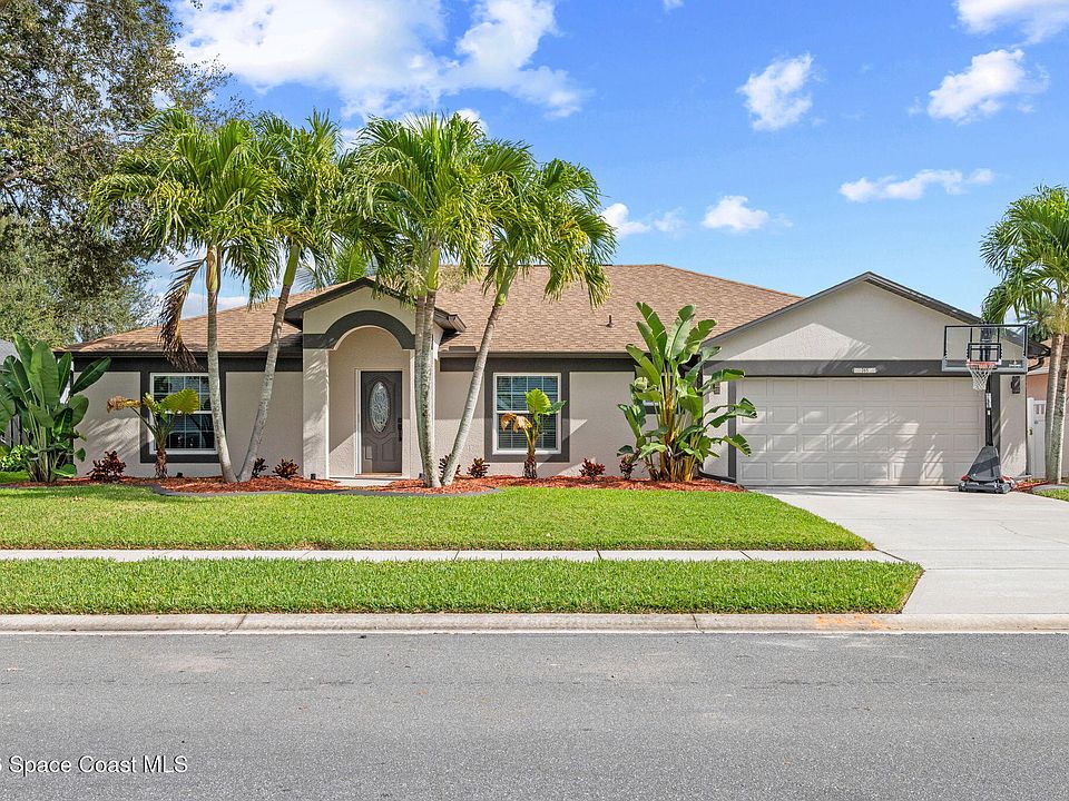1st image of 765 Triple Crown Ln