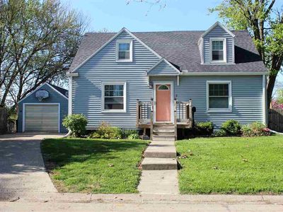 2 Blackhawk Hills Ct, Rock Island, IL, 61201