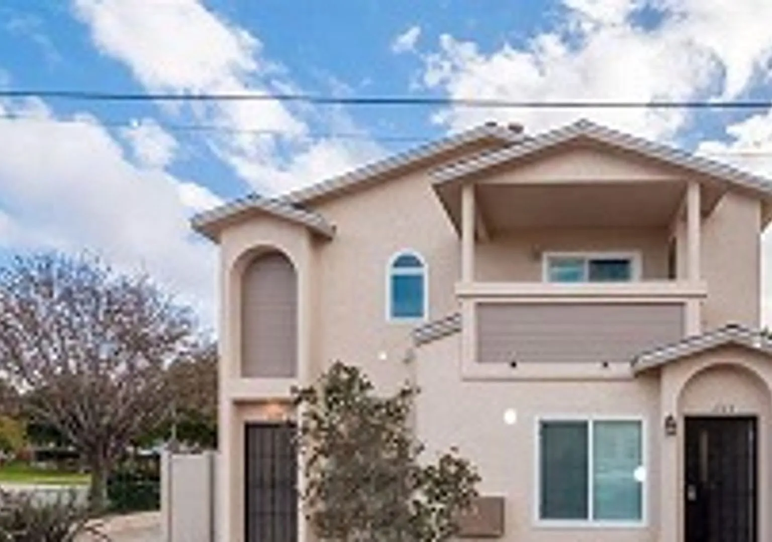 1123-1129 Calla — Photo 1