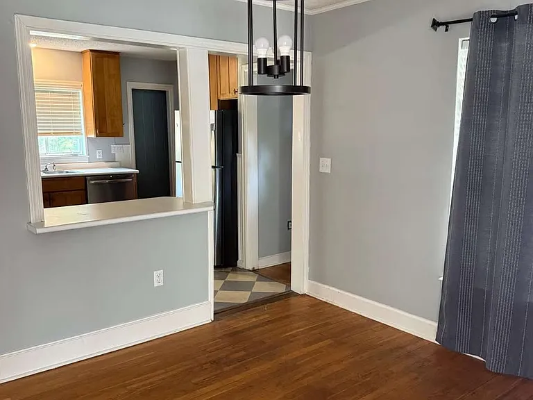 1541 Woodland St NW — Photo 2