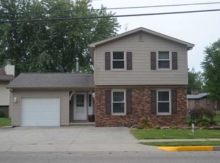 105 N Front St, Syracuse, IN 46567