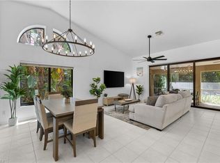 7735 Citrus Hill Ln, Naples, FL 34109