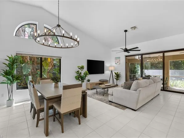 7735 Citrus Hill LN, NAPLES, FL 34109