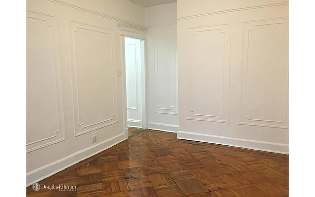 Rented by Douglas Elliman | media 21