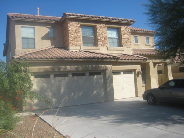 1158 E Mary Ln