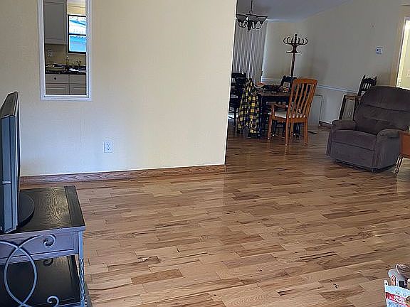 REAL WOOD FLOORS