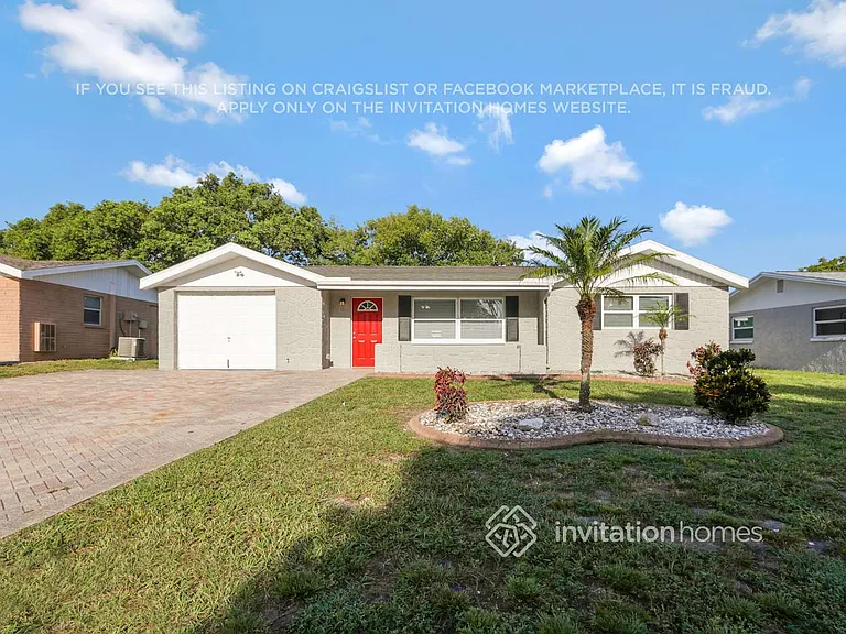 10821 Manchester Rd — Photo 2