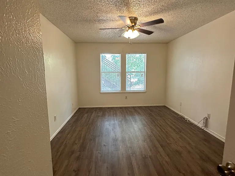 415 Fry St #8 — Photo 9