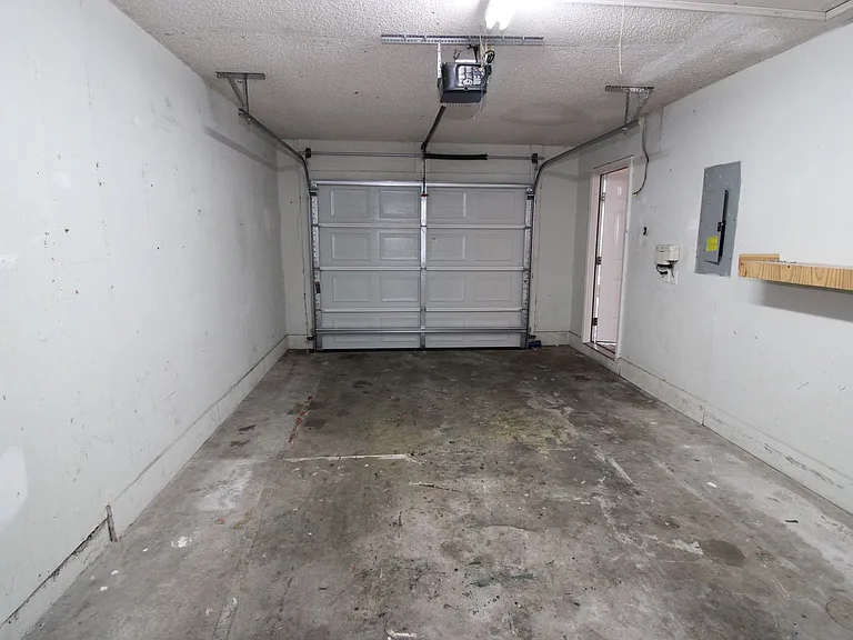 208 Woodbridge Rd — Photo 11