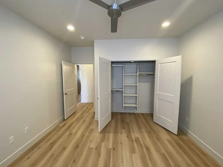 Bedford 3973 S Bedford Place — Photo 17