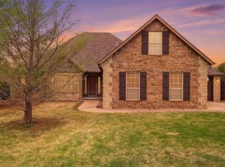 1803 River Ridge Ln, Tuttle, OK 73089