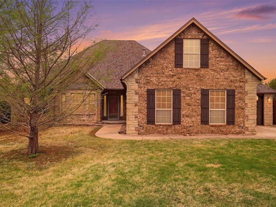 1803 River Ridge Ln, Tuttle, OK 73089