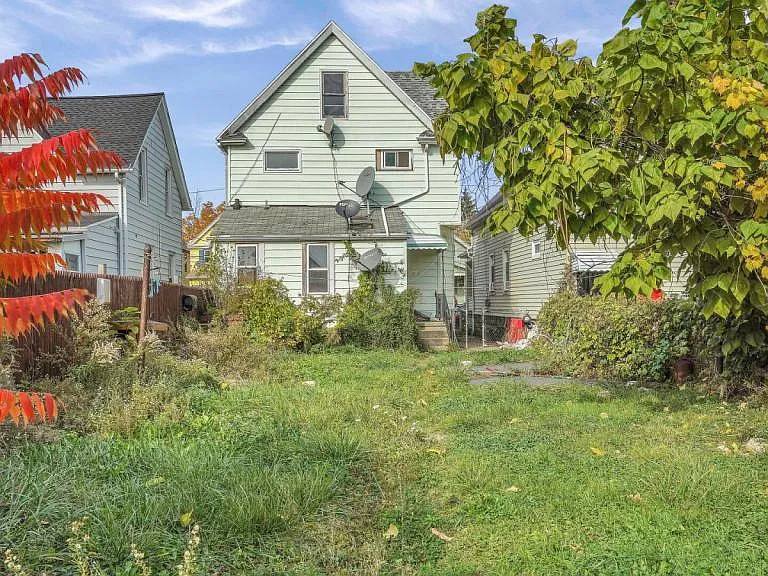 29 Progressive Ave — Photo 5
