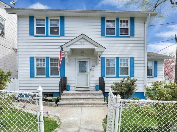 110 Overlook Ave, Belleville, NJ 07109