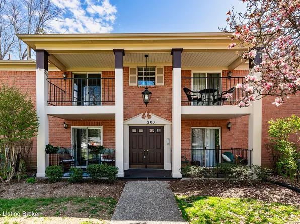 207 Forest Park Rd, Louisville, KY 40223