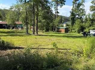 234 Hillcrest Dr, Hemphill, TX 75948