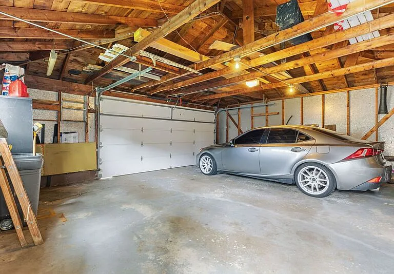 1003 S Finley Rd — Photo 30