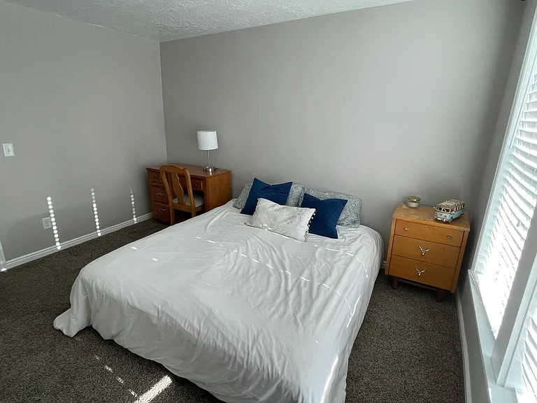 164 N 300 E #B — Photo 6